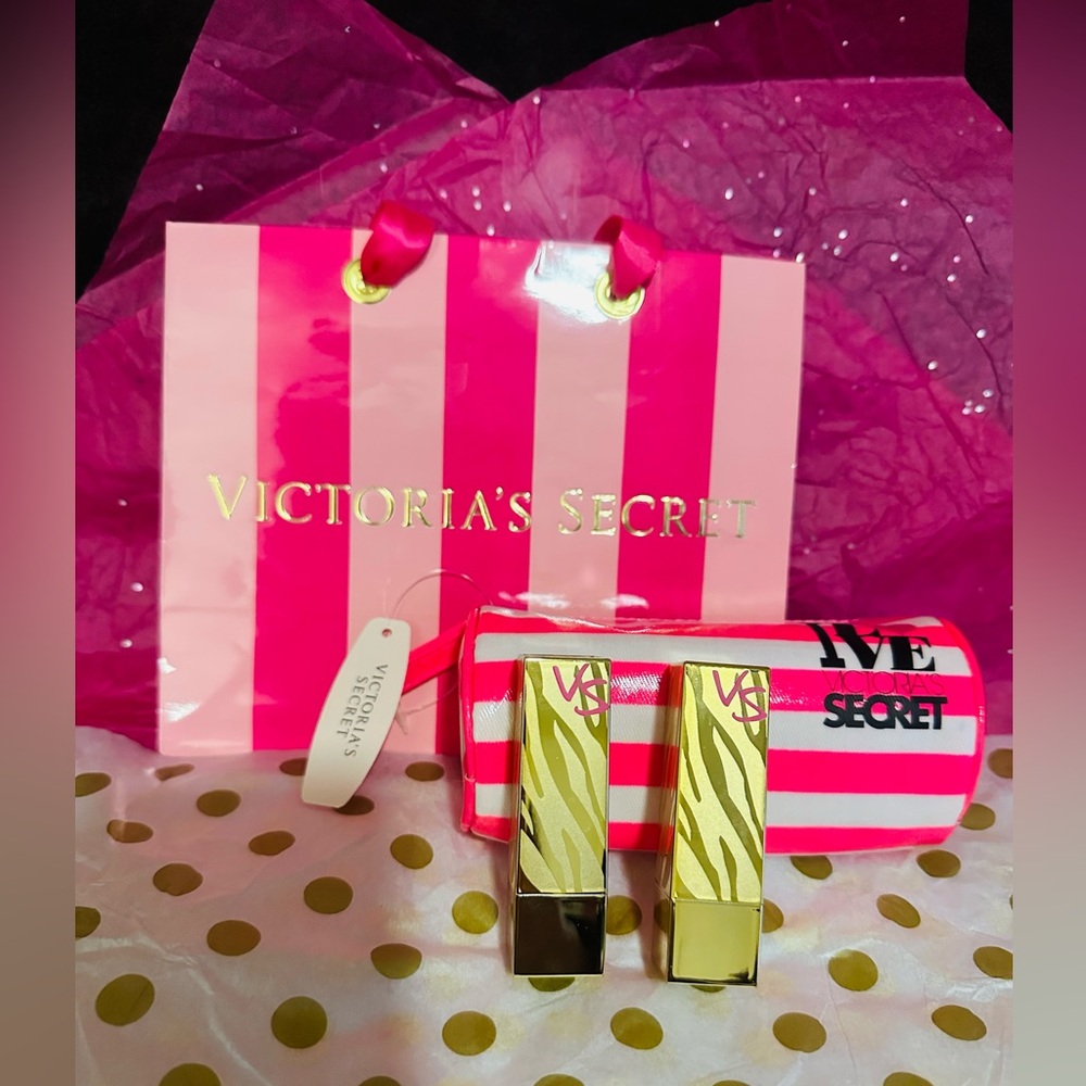 Victoria's Secret✨💛💖Gold Lipstick Duo-Instinct and Heartbeat with mini pink case